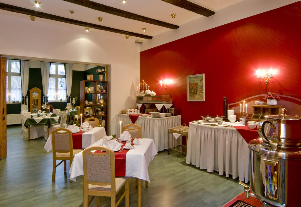 Hotel Am Grudenberg Хальберштадт Экстерьер фото